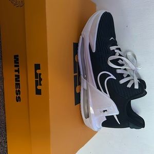 Navy blue lebron witnesses VI